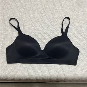 Women's Black Seamless Bra
